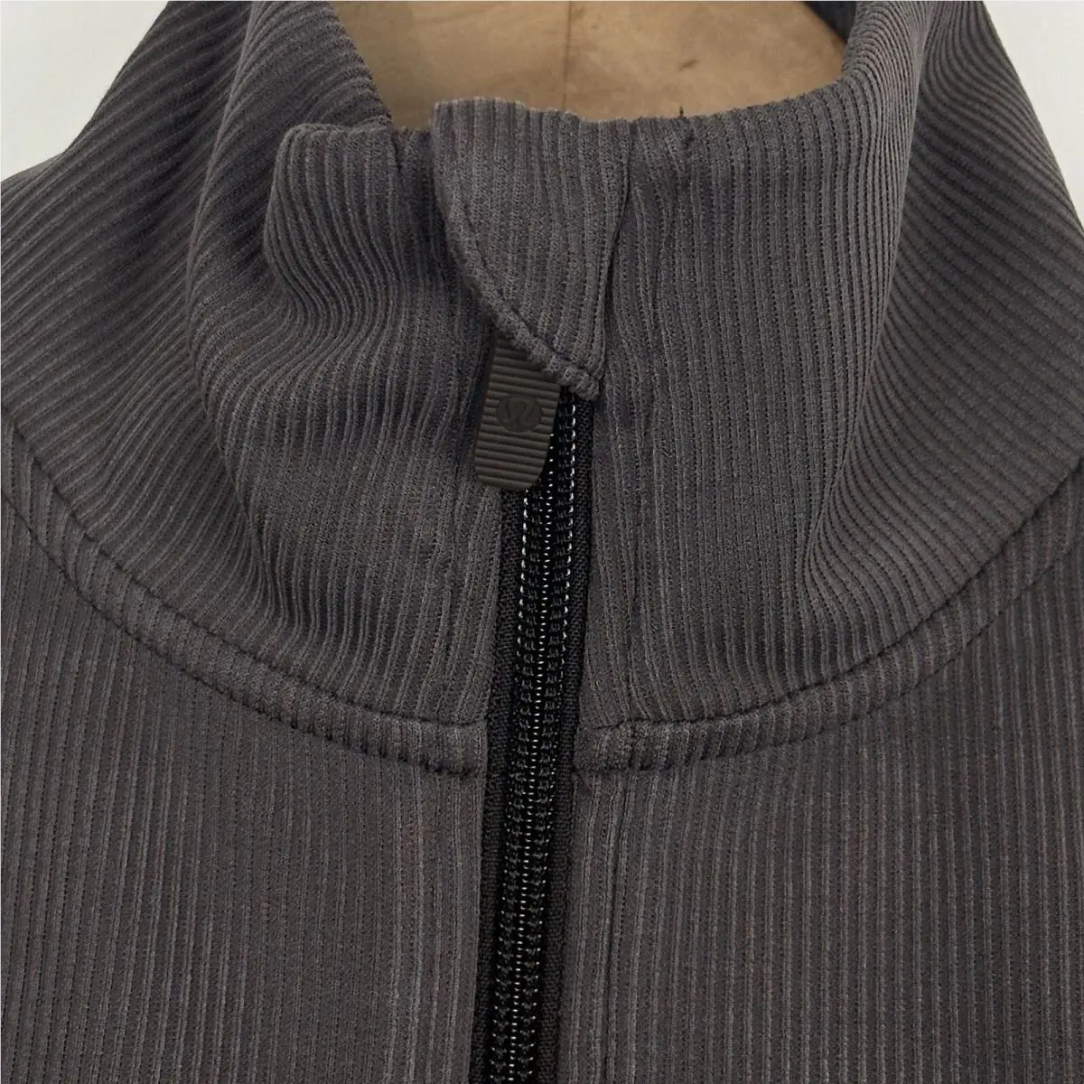 Lululemon clothing - Brown 6