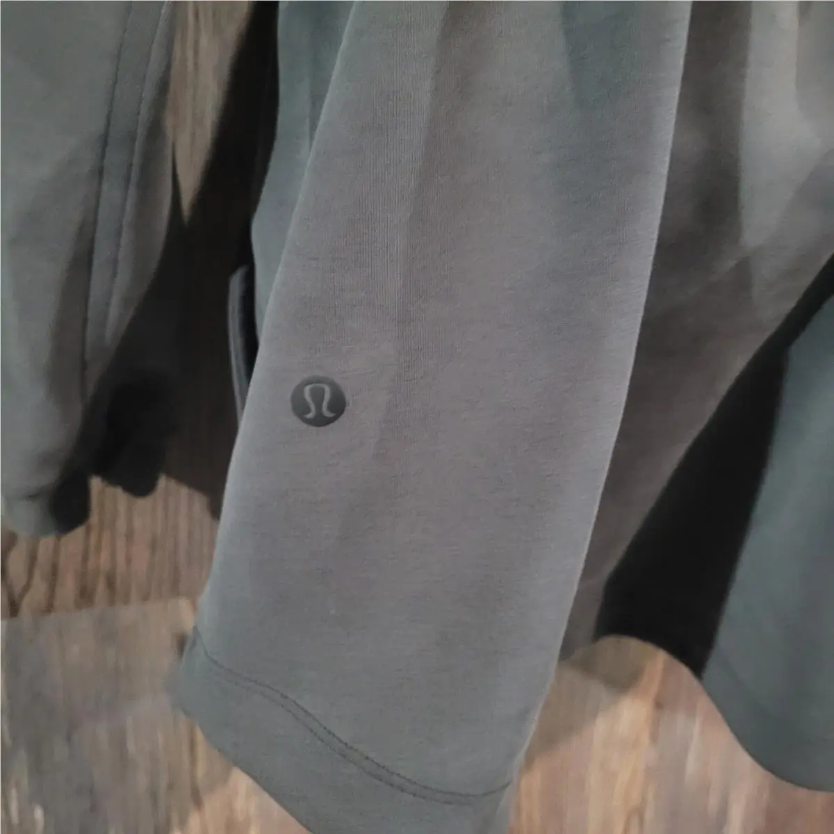 Lululemon clothing - Gray 9