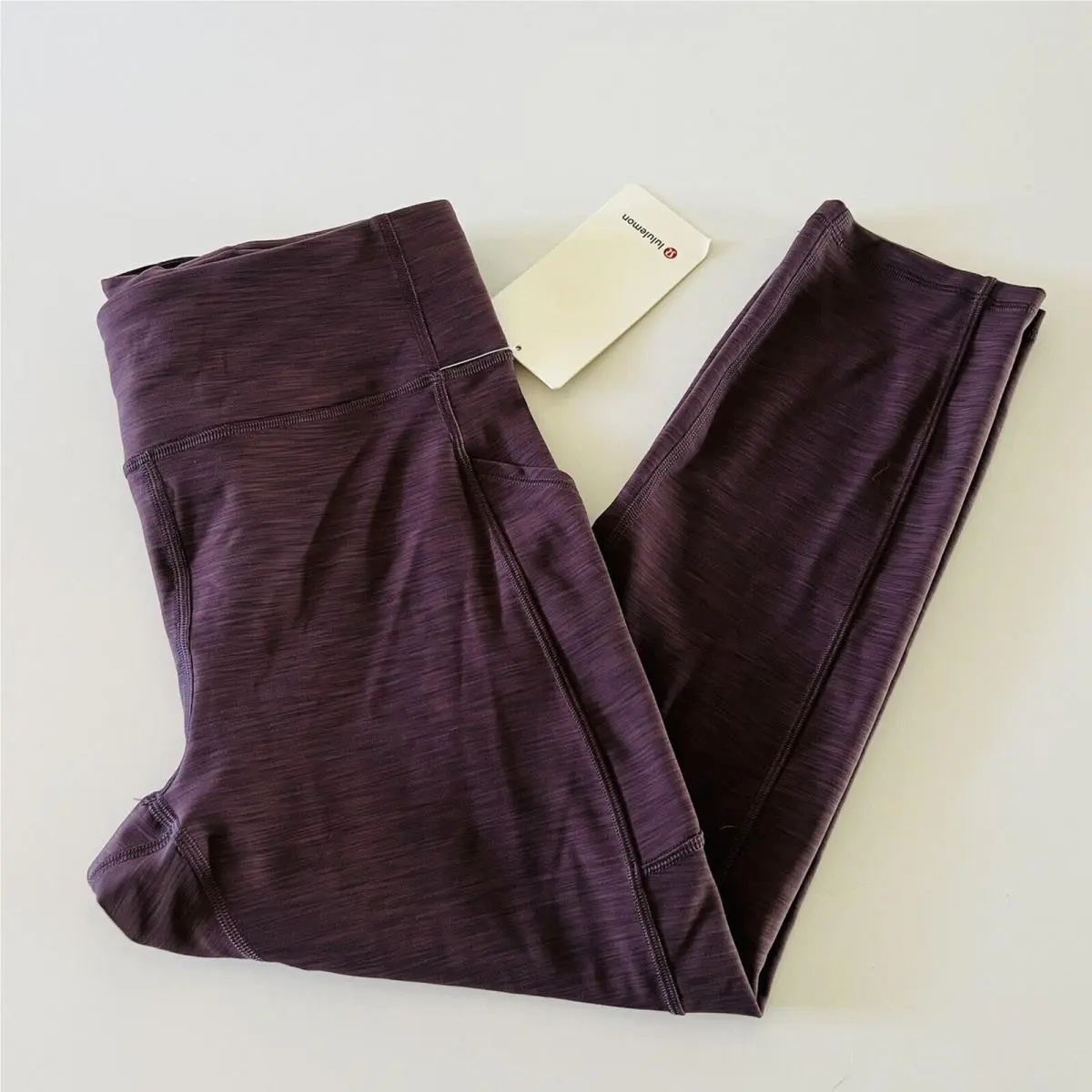 Lululemon Athletica Heathered Currant Invigorating HR Crop 23 Leggings - US 10