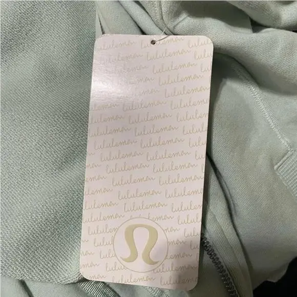 Lululemon clothing - Green 5