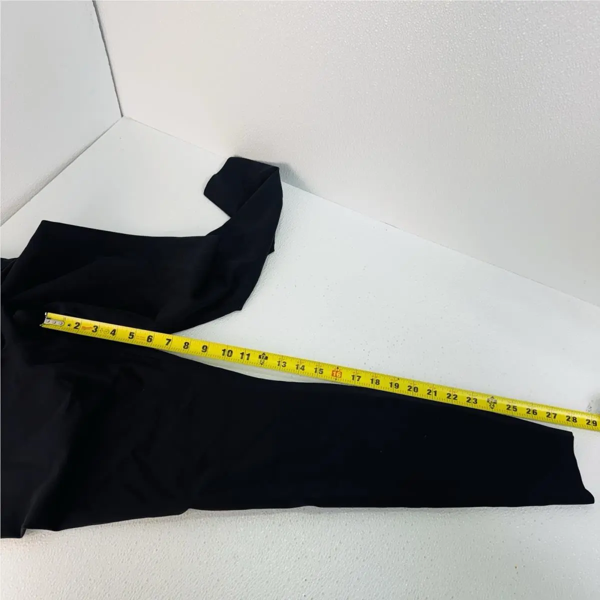 Lululemon clothing - Black 4