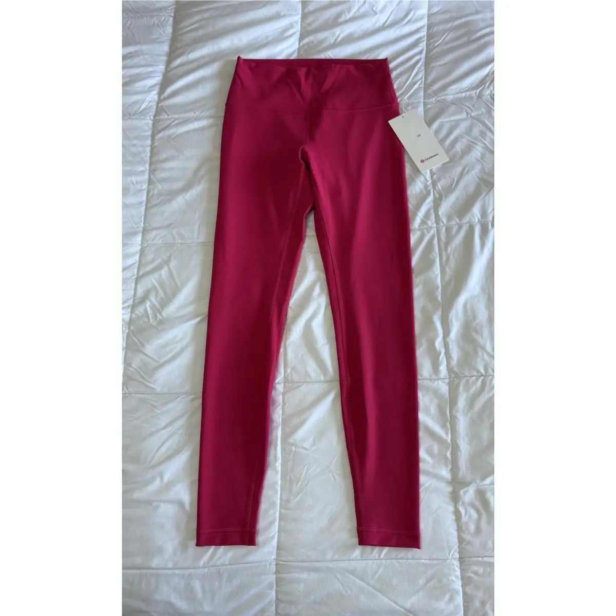 Lululemon Wunder Train HR Tight 28`` Size 8 Leggings Pink Dragon Fruit