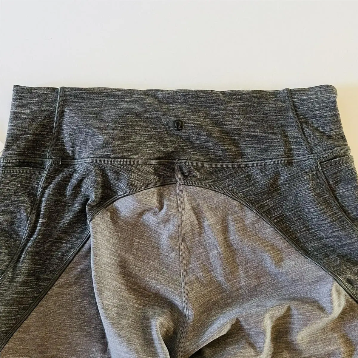 Lululemon clothing - Black 2