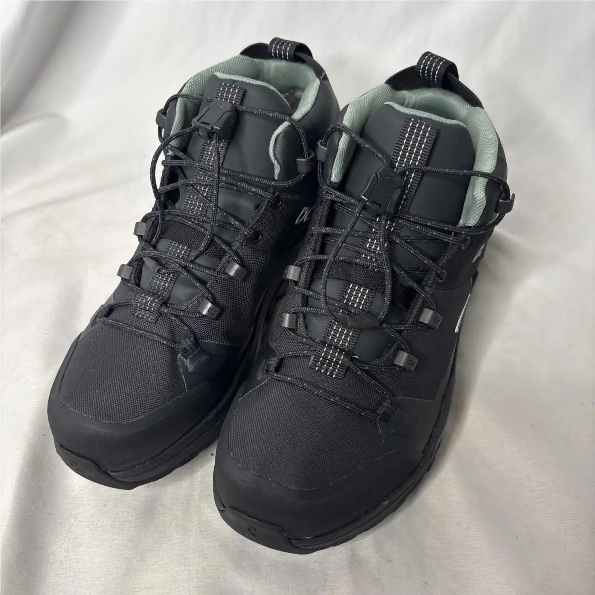 On-Running shoes - On Cloudtrax - Cloudtrax - Black, Manufacturer: Black (UPC: 7630419178613) 1