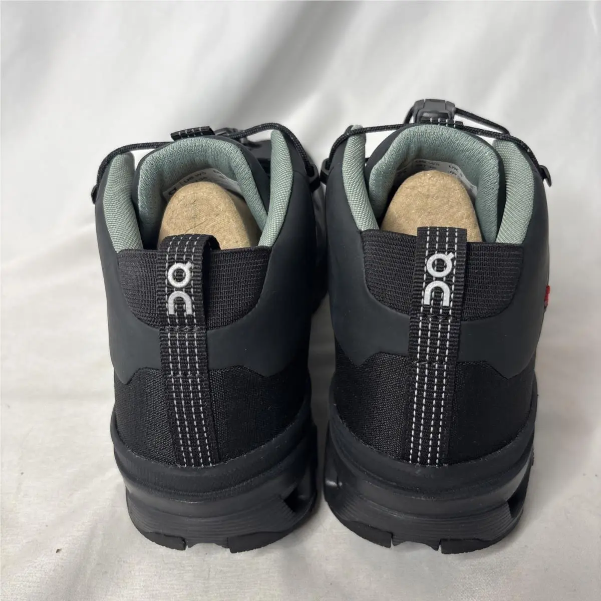 On-Running shoes - On Cloudtrax - Cloudtrax - Black, Manufacturer: Black (UPC: 7630419178613) 3