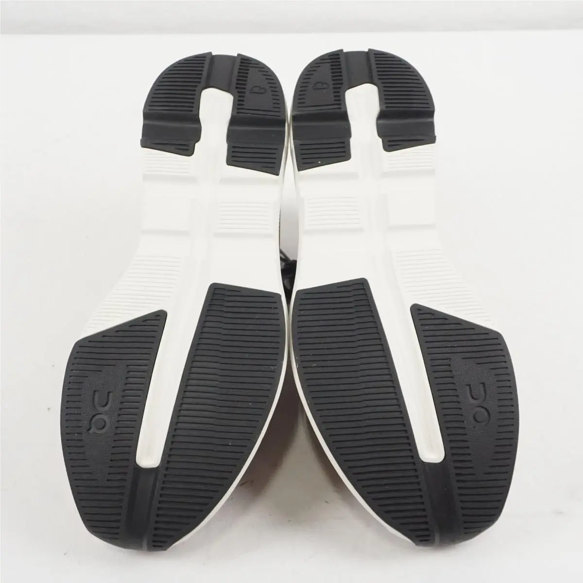 On-Running shoes - On Cloudzone - Cloudze - 3WF10073296 - White (UPC: 7615537238715) 2