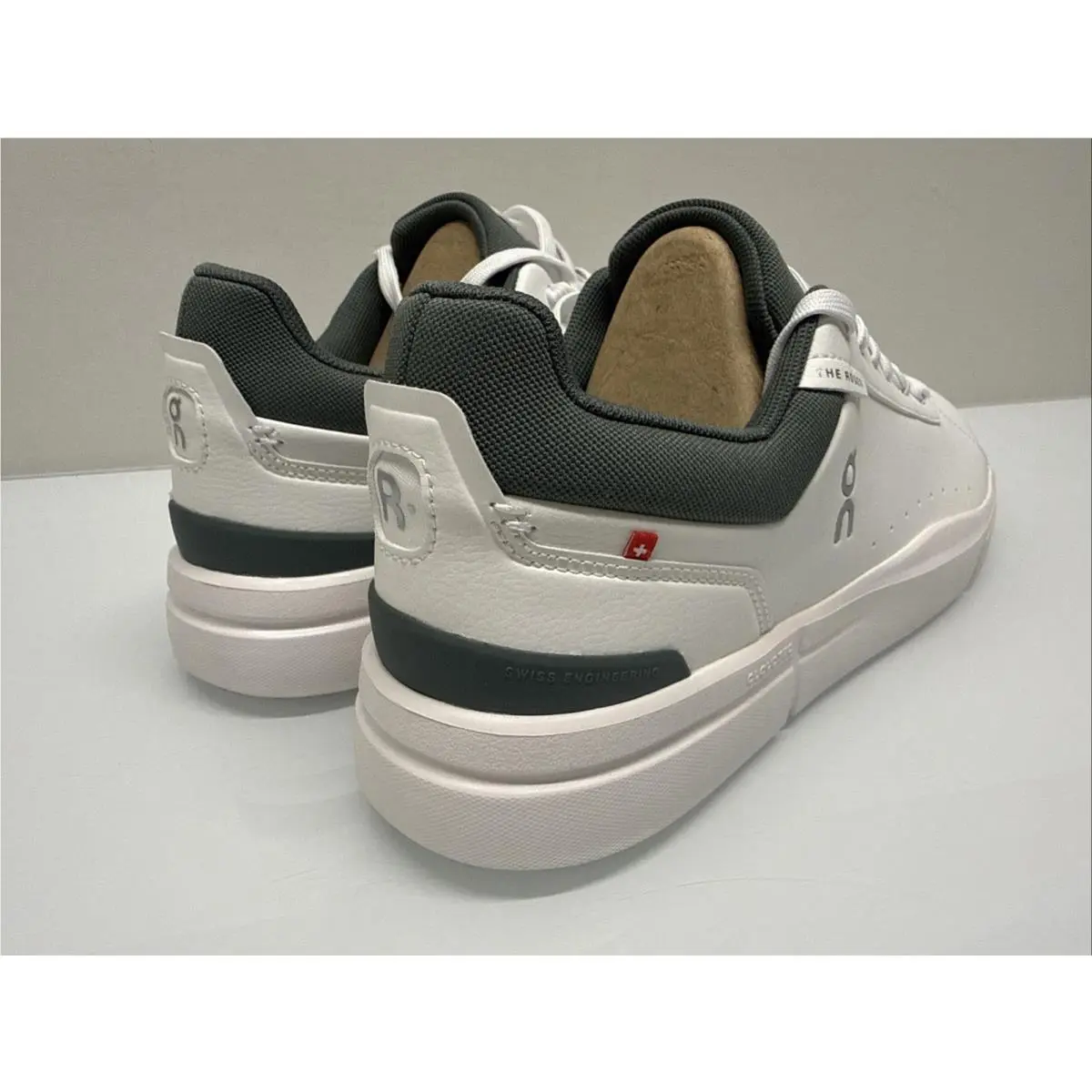 On-Running shoes - On The Roger Advantage - The Roger Advantage - 3MF30641528 - White 1