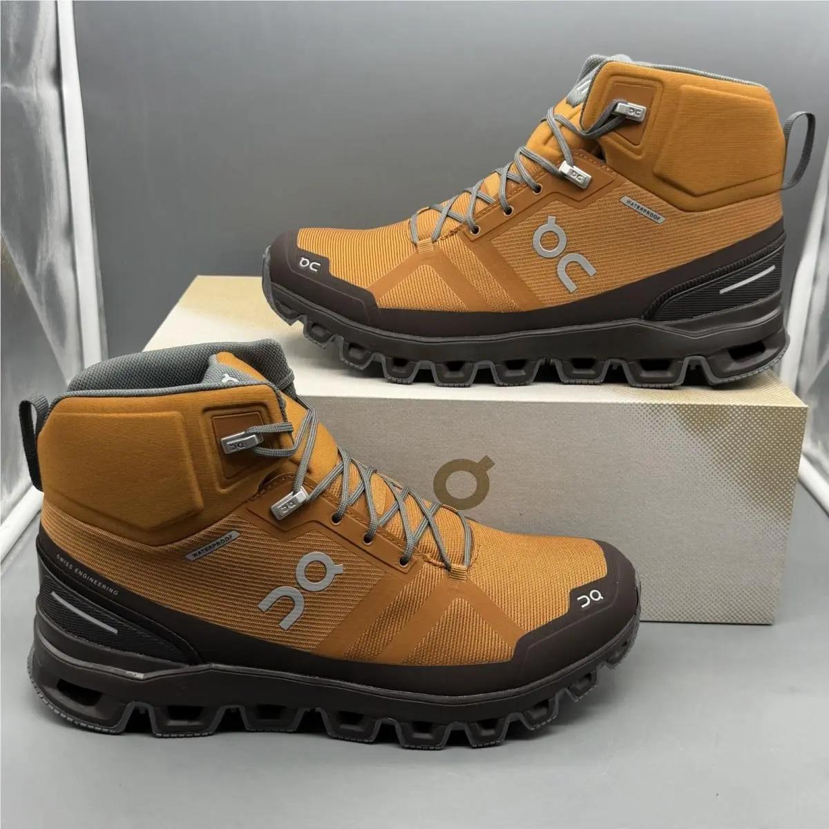 On Cloud Cloudrock Rock Waterproof Mens 8.5 Trail Hiking Shoes ‘pecan/brown’