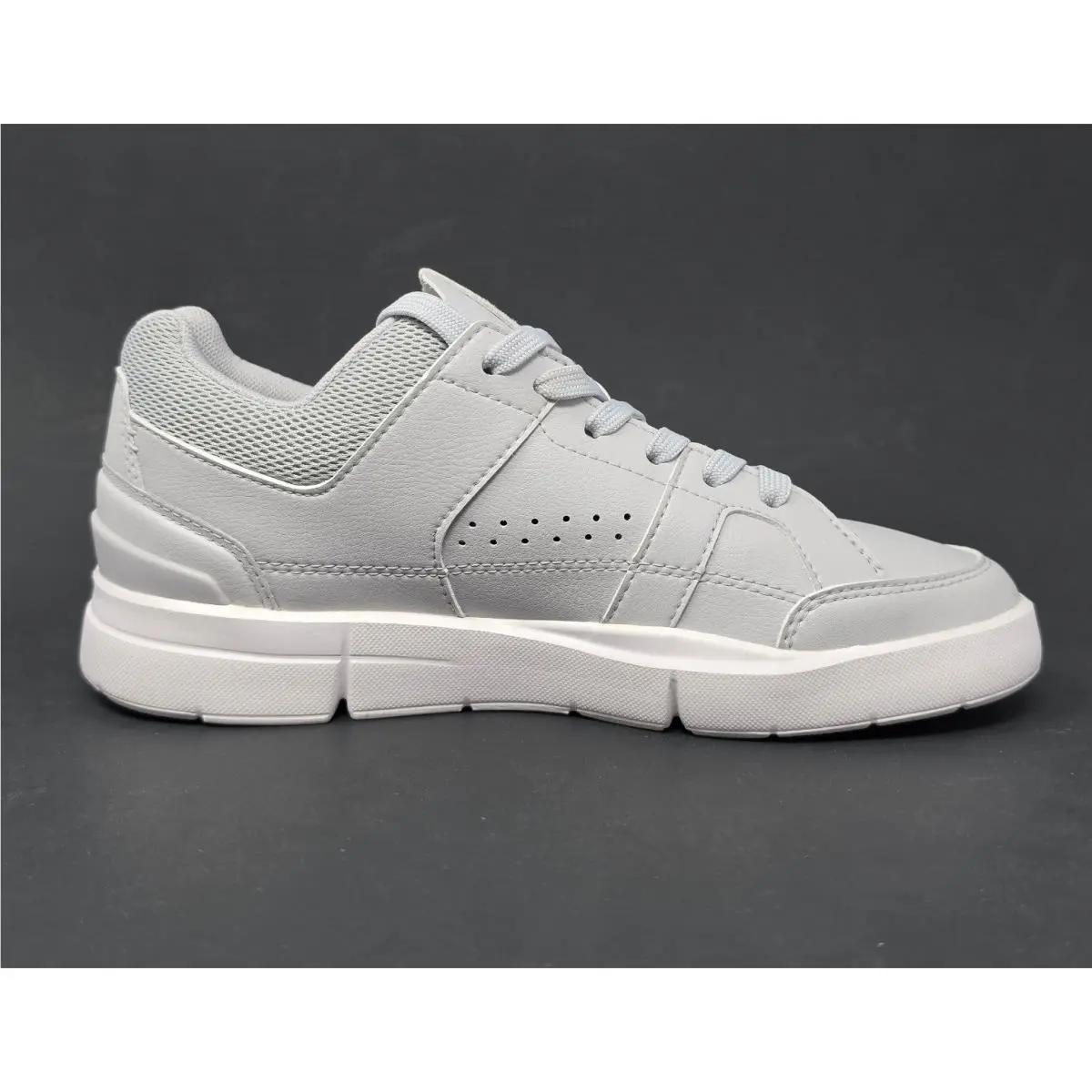 On-Running shoes - The Roger Clubhouse - The Roger Clubhouse - Gray 2