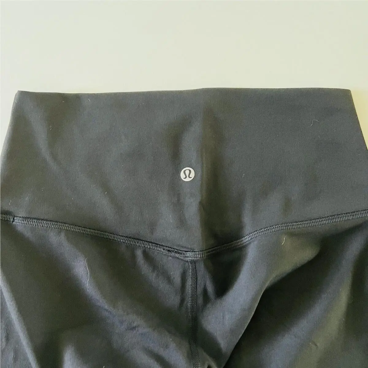 Lululemon clothing - Black 2