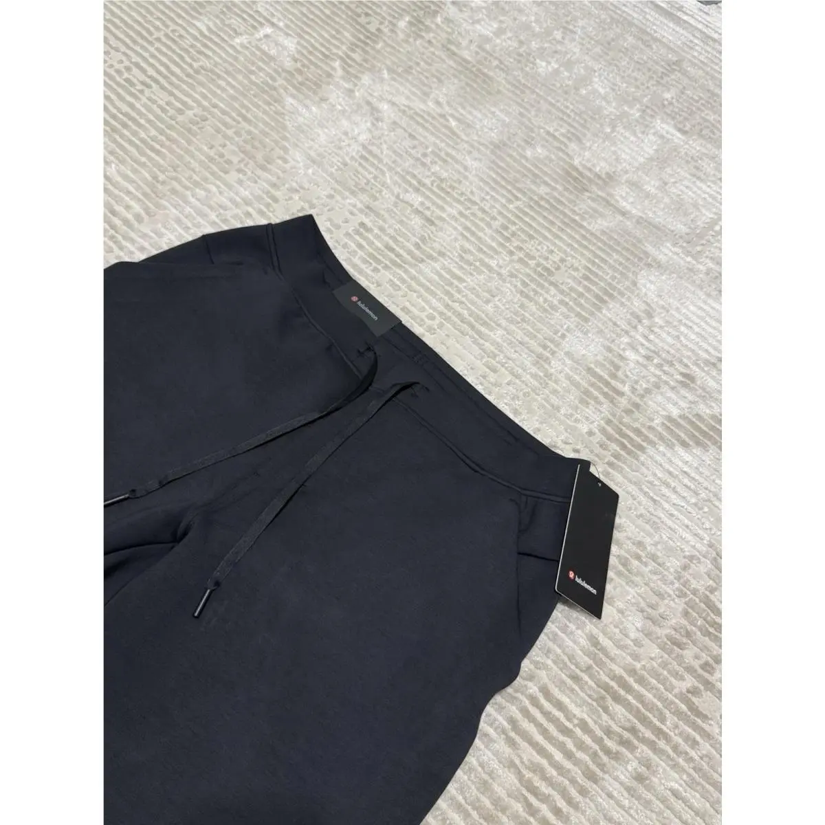 Lululemon clothing - Black 1