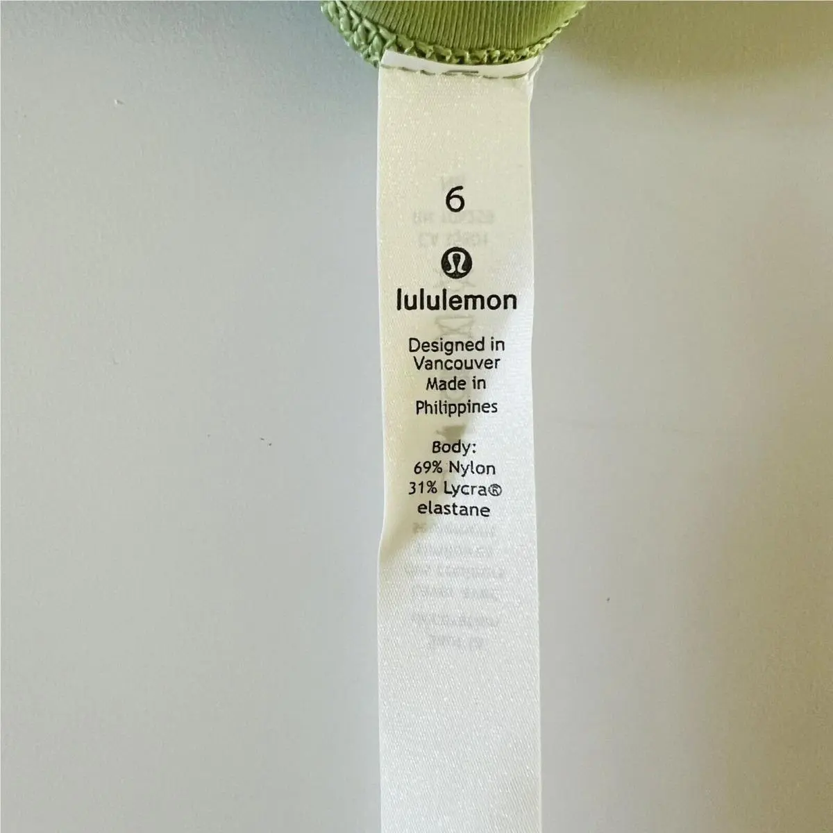 Lululemon clothing - Green 3
