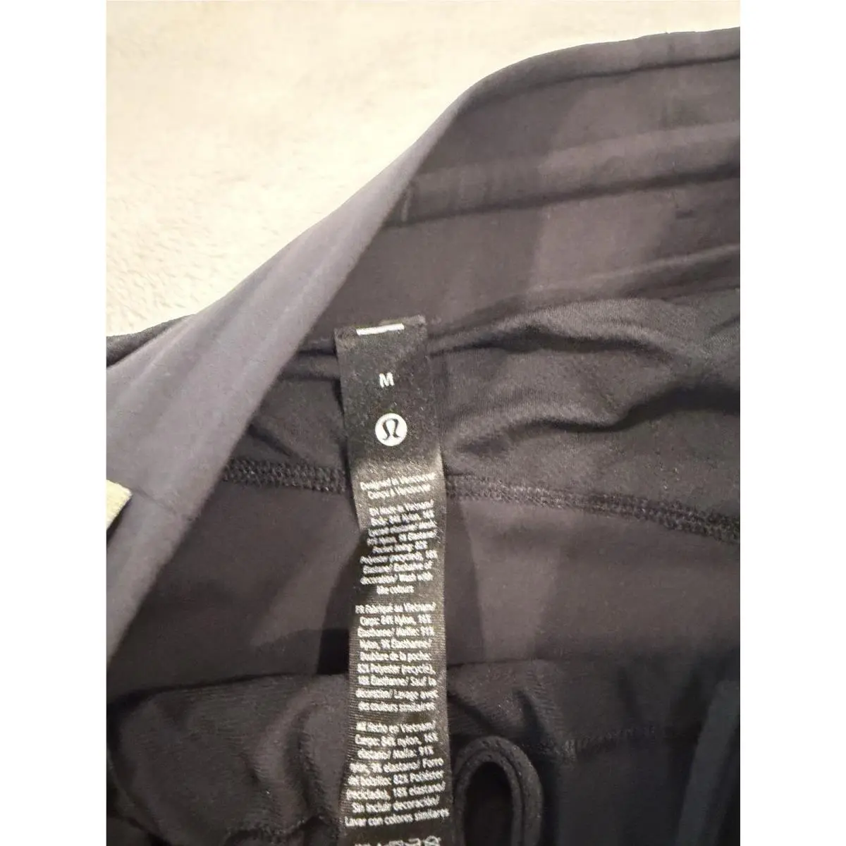 Lululemon clothing - Black 7
