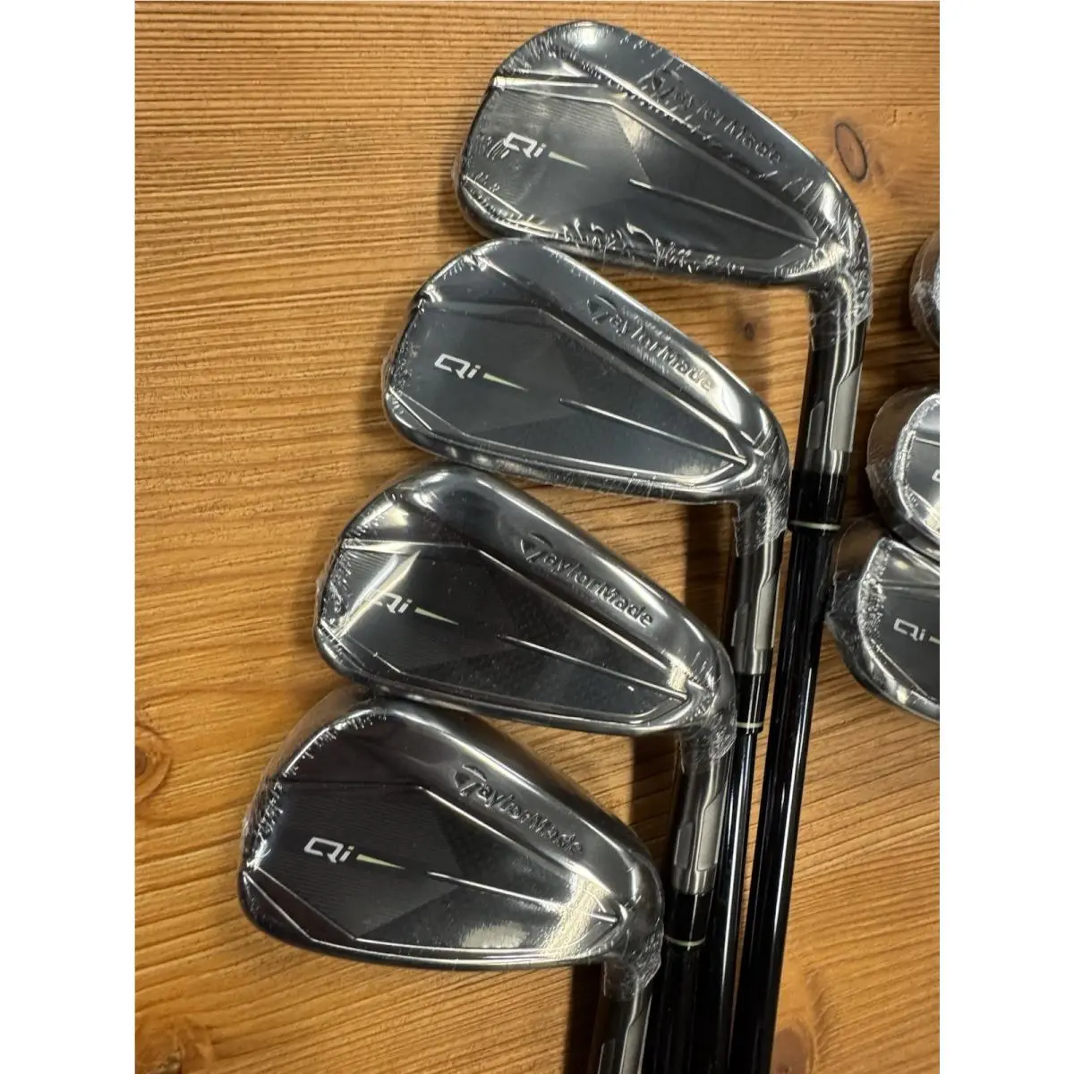 TaylorMade  - Taylormade Qi Gun Metal - Gun Metal - Lie Angle: Black 7