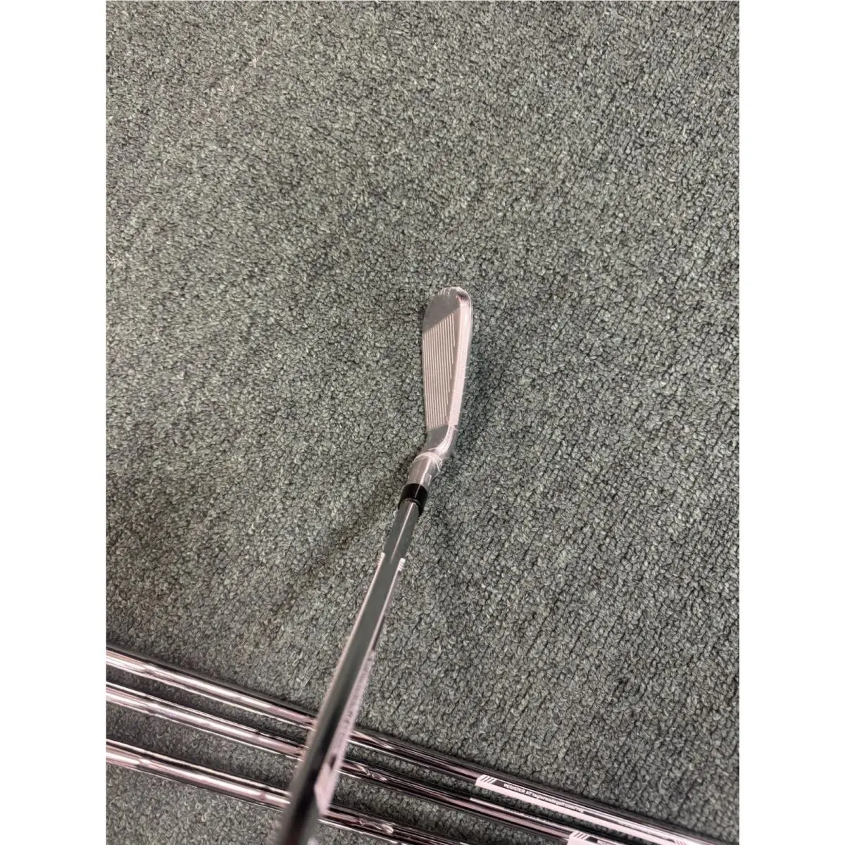 TaylorMade  - KBS MAX MT R|85 - KBS MAX - Silver, Lie Angle: Silver 2