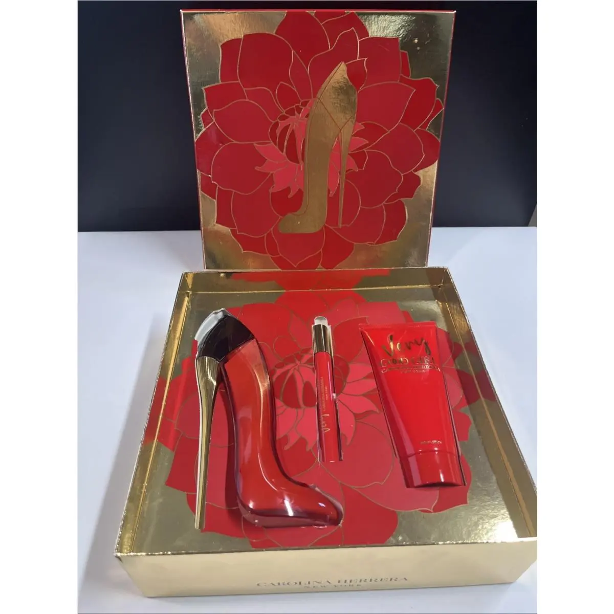 Carolina Herrera Good Girl Gift Set For Women 2.7 fl oz
