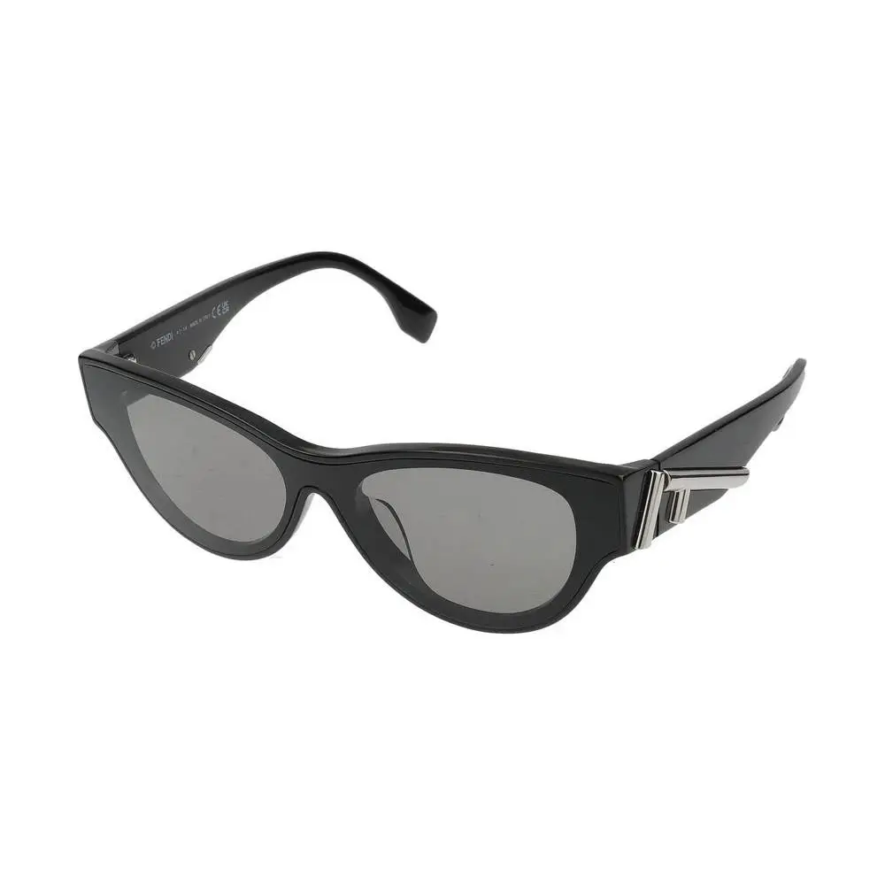 Fendi FE40135F-0001A Sunglasses Boutique Display