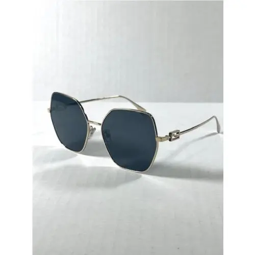 FE 40033U 10A Sunglasses. New by Fendi