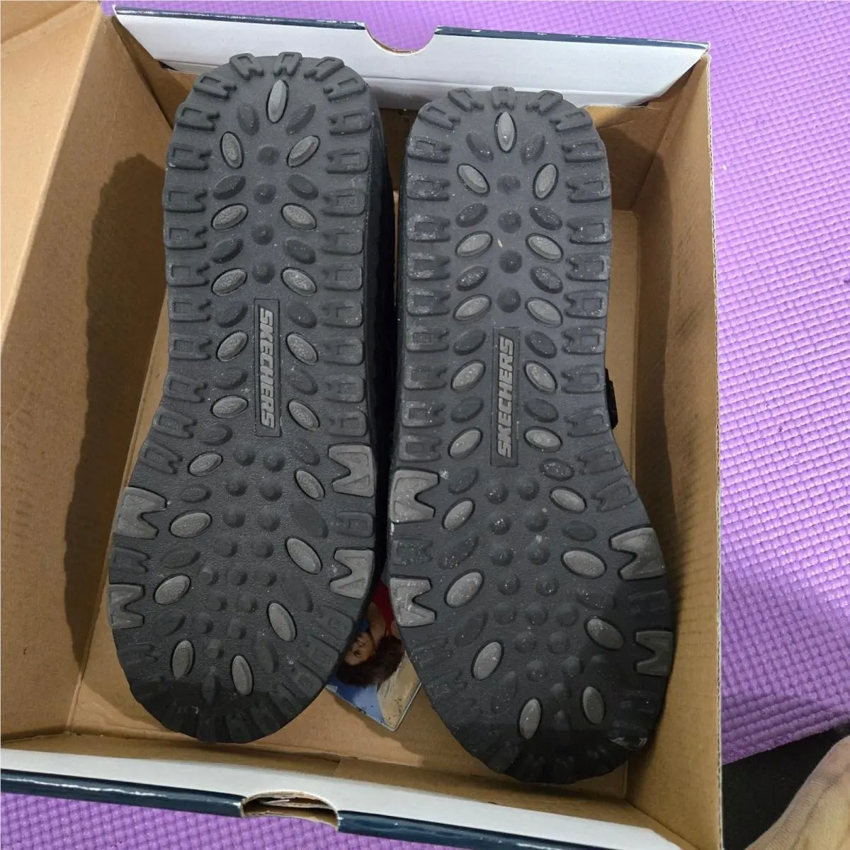 Skechers shoes - Black 4