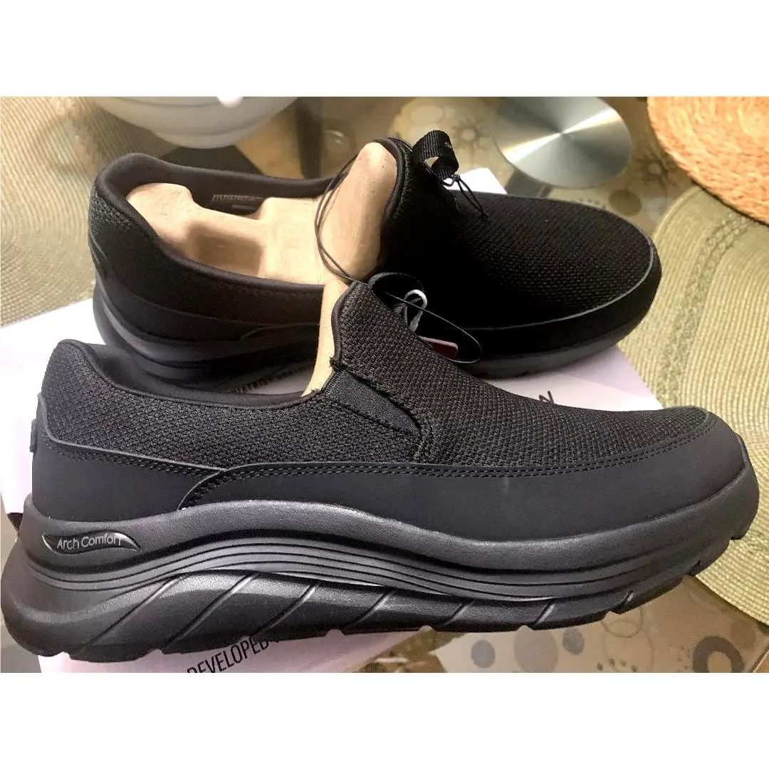 Skechers shoes - Black (UPC: 199252127198) 0