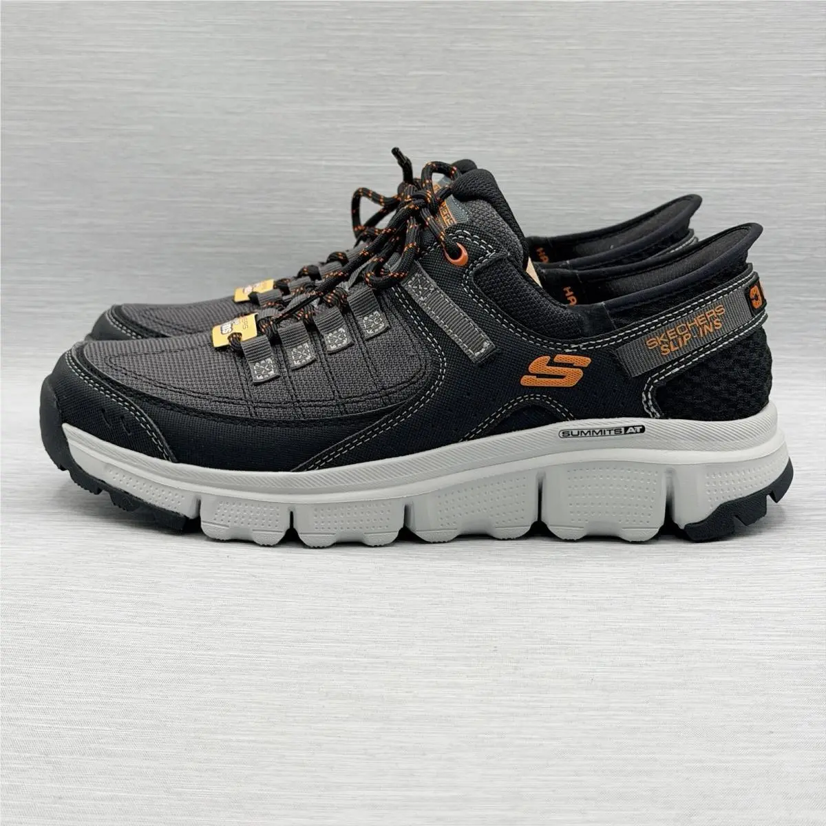 Skechers shoes - SKECHERS Summits AT - Summits - 27622 - Gray 0