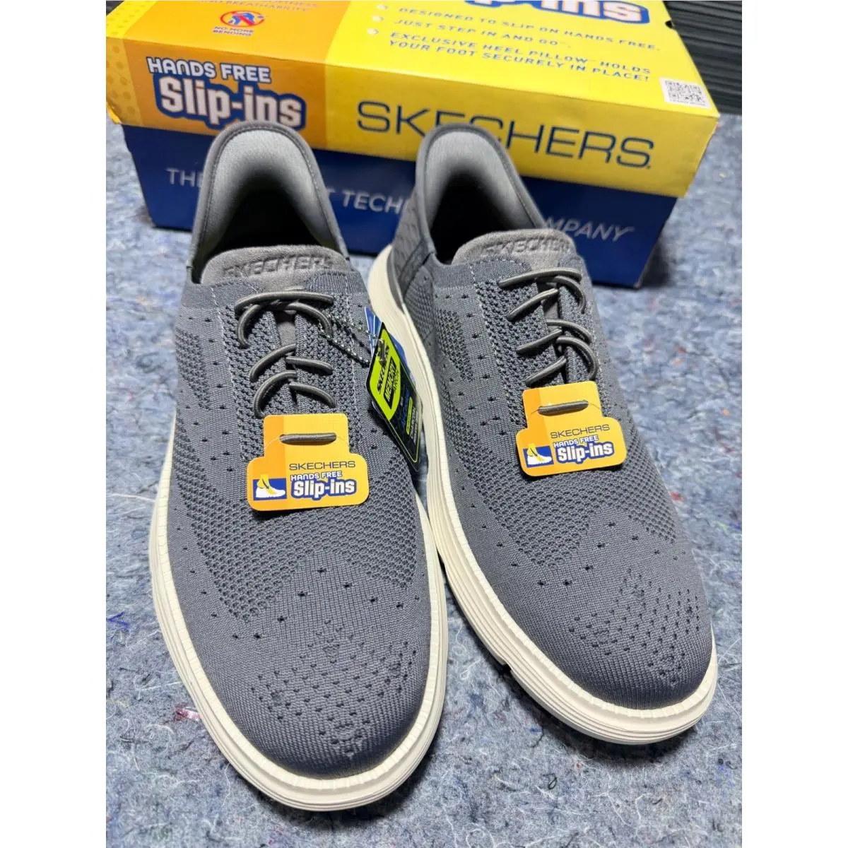 Skechers Hands Free Slip Ins Men`s Size 10 Gray Memory Foam Breathable Shoes