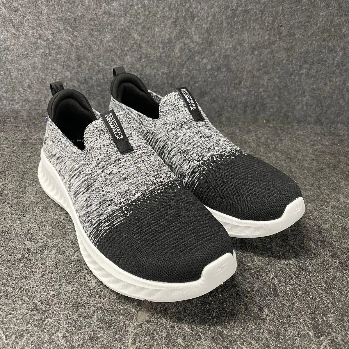 Skechers Go Walk Now Trisha Sneaker Women`s Size 7.5 Black/white