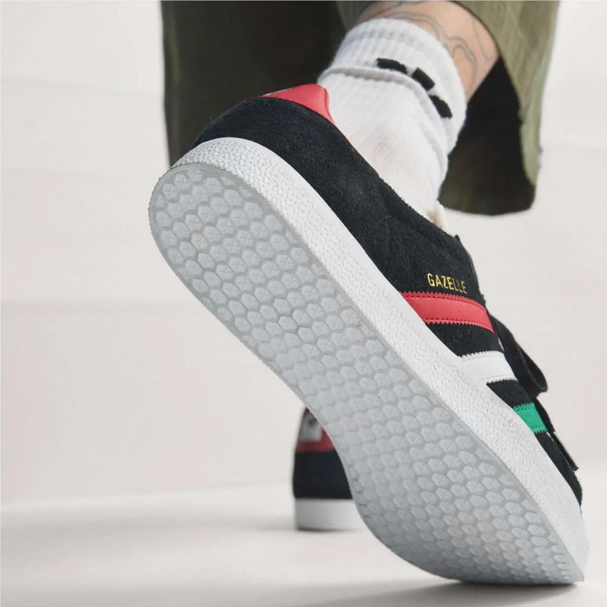 Adidas shoes - adidas Gazelle - Gazelle - Black/White/Better Scarlet 35