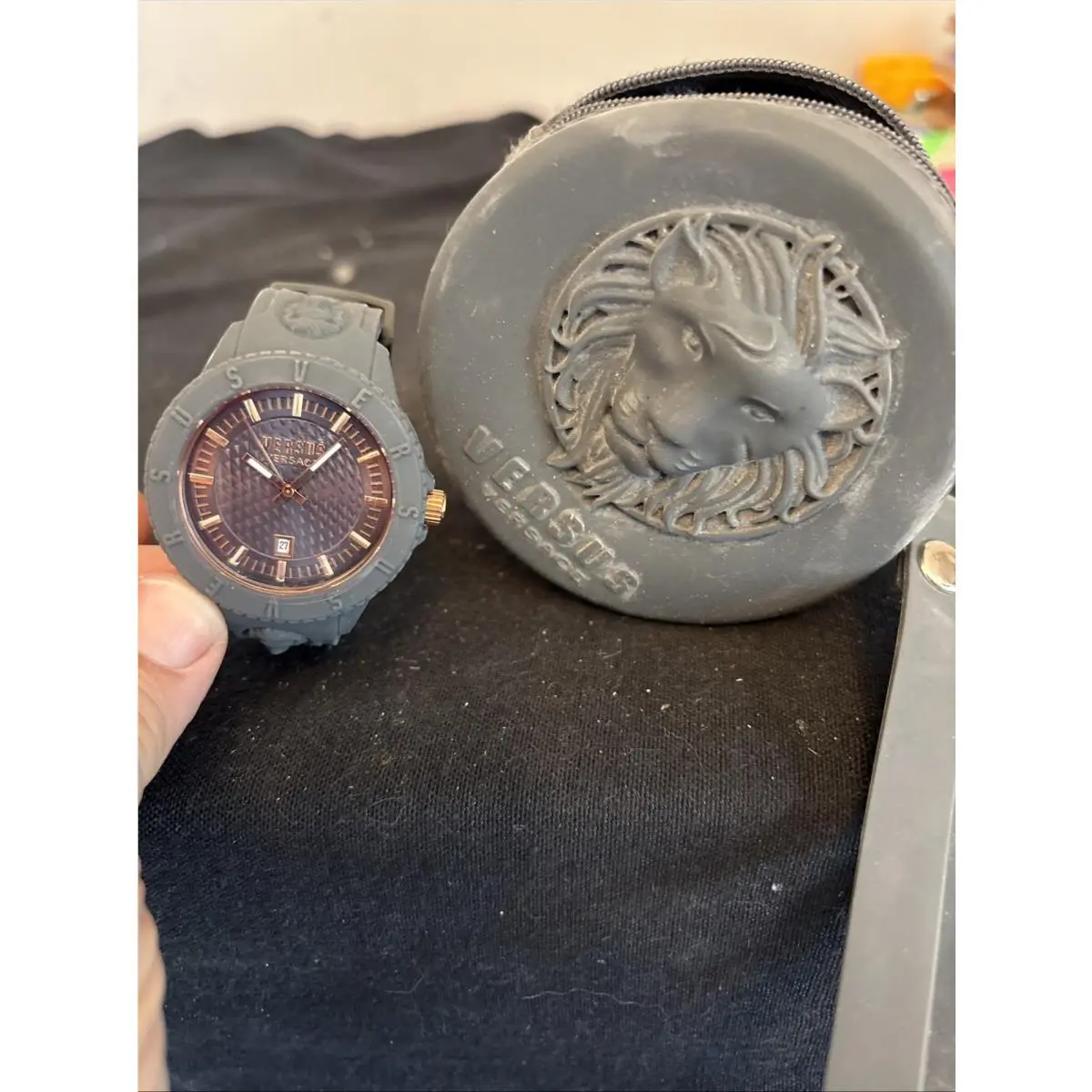 Versus Versace Grey 43mm Silicone Strap Watch Quartz Fashion Watch 15