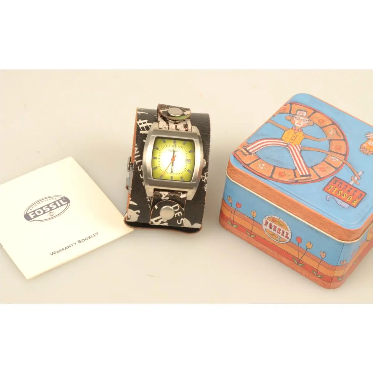 Vintage  Watch JR-8862 Super Wide Graphic Leather Band - Needs Battery by Fossil