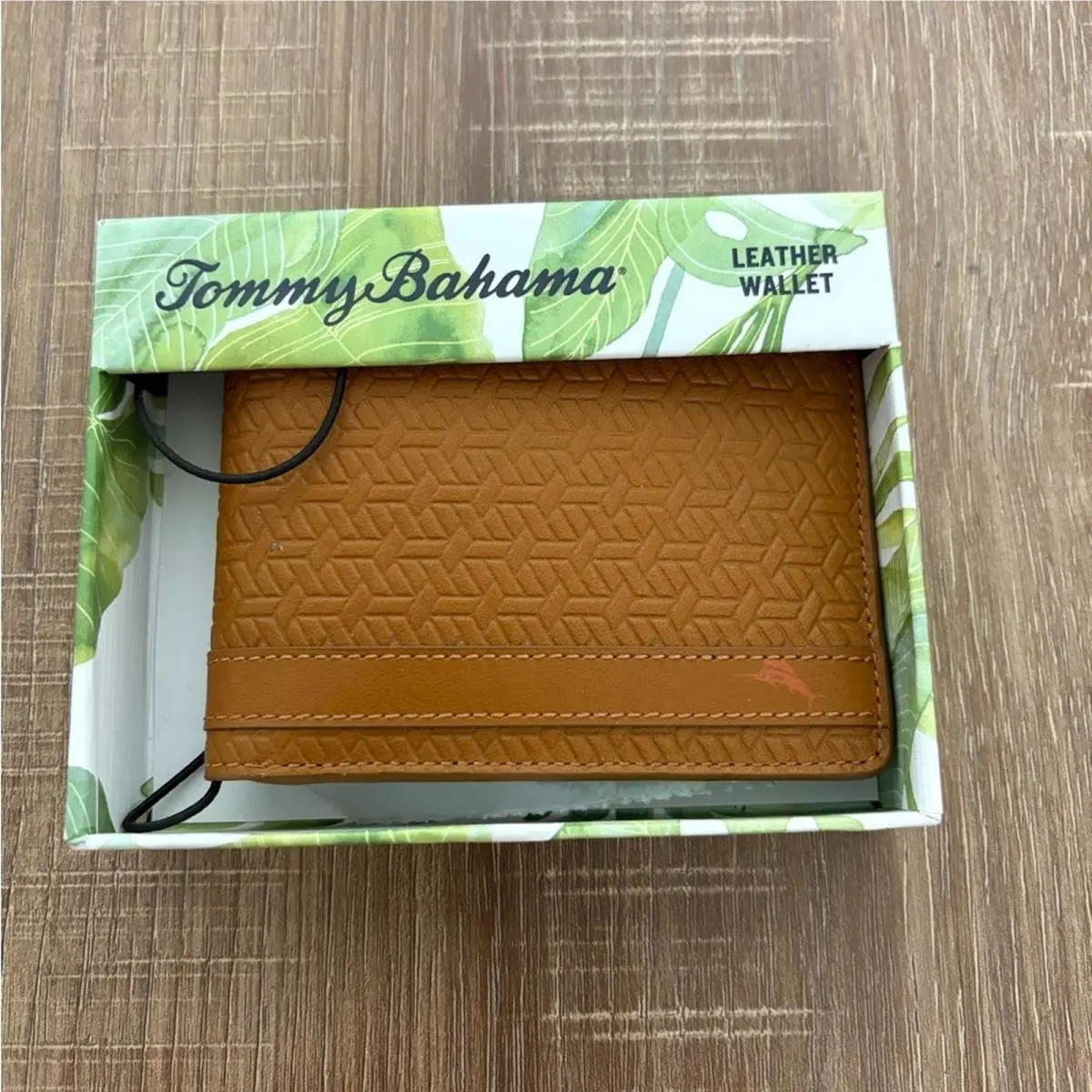 Men`s Brown Leather Wallet by Tommy Bahama