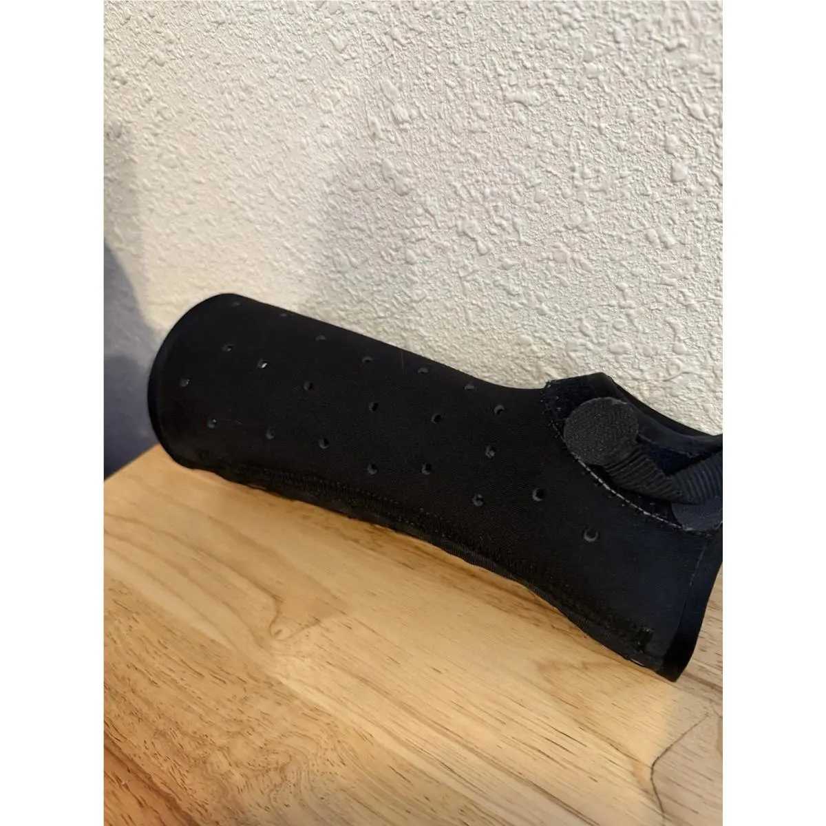 Exos  - Black 0
