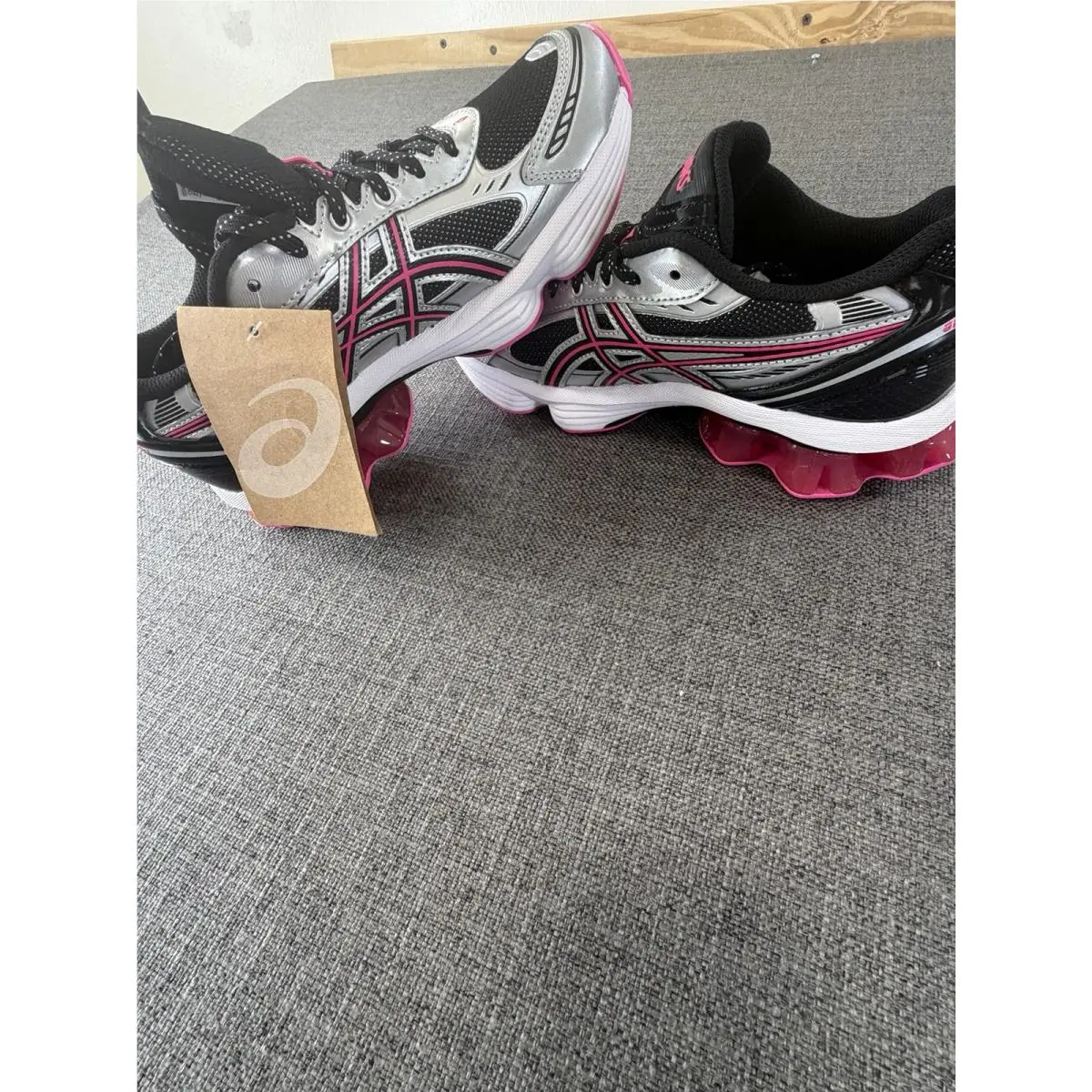 Asics Asic Gel Kinetic Fluent Black Pink Glo Running Shoes 1203A963-001 Woman`s 6