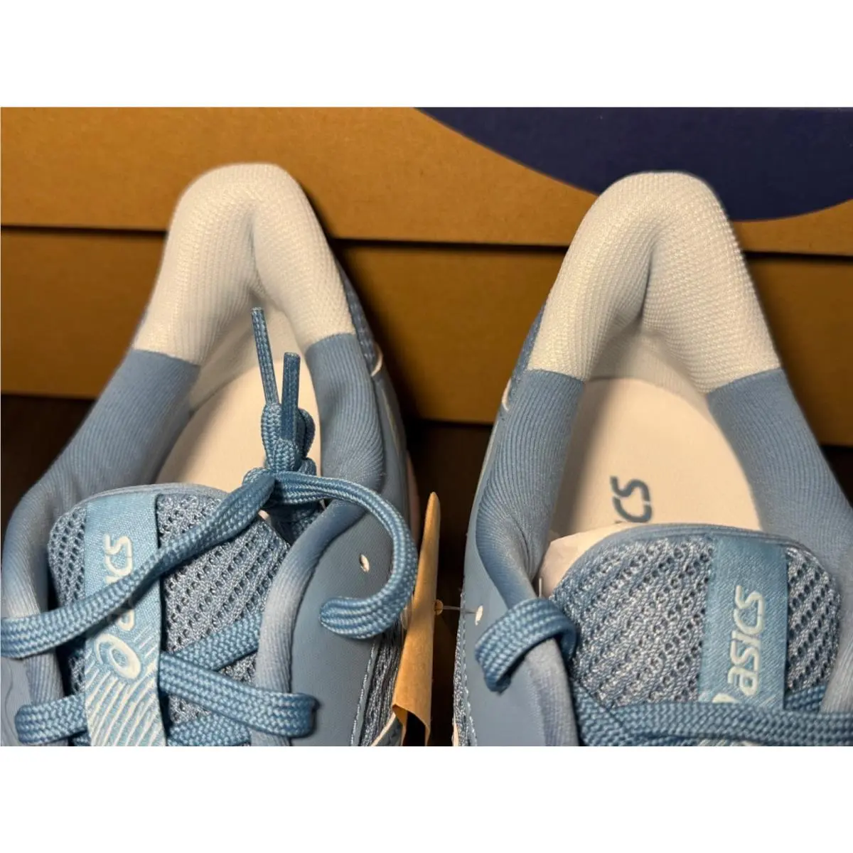 Asics shoes - Blue, Green, White 3