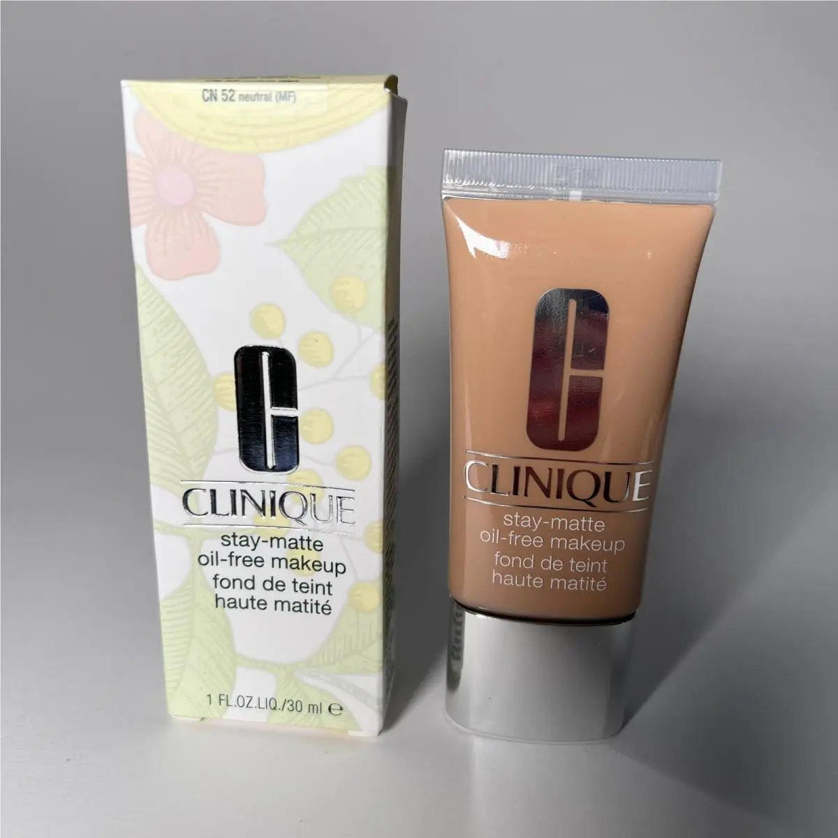 Stay Matte Oil Free Makeup 52 Neutral Full Regular Size 1 fl oz by Clinique