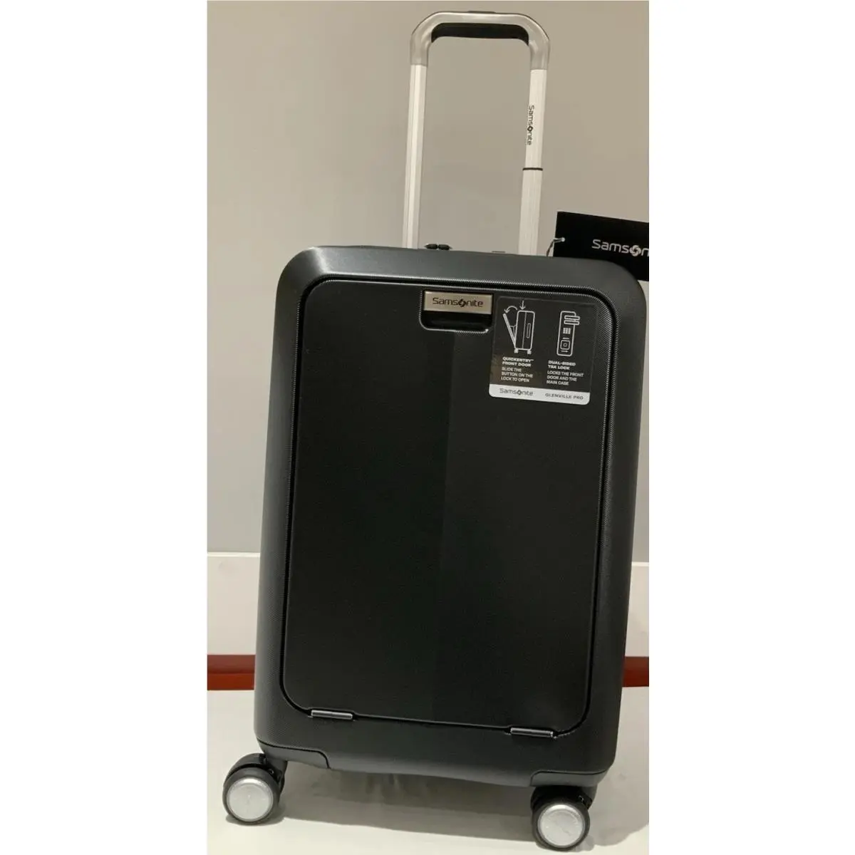 Samsonite Glenville Pro Front Pocket Expandable Spinner Carry On Tsa