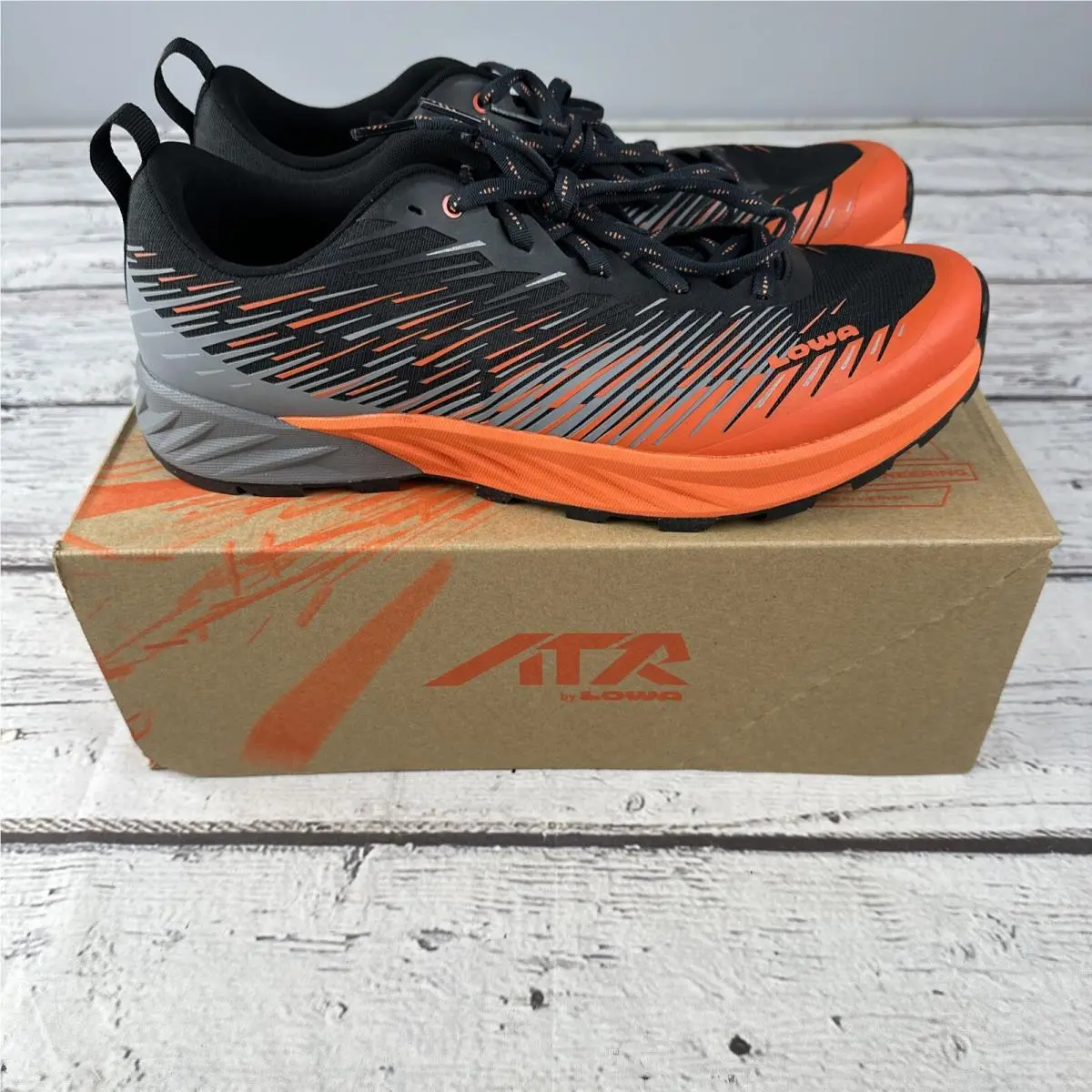 Lowa 3106950332 Men`s Amplux Flame Grey All Terrain Trail Size 11 Running Shoes