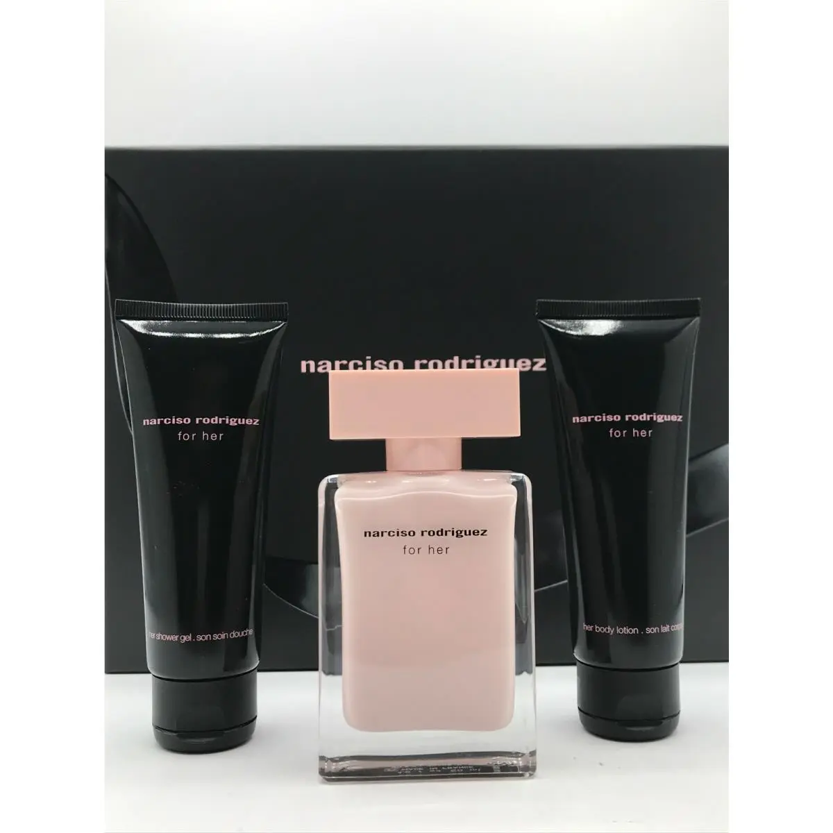 For Her 3pc Set Parfum Spray 1.6 oz Lotion Shower Gel 2.5 oz by Narciso Rodriguez