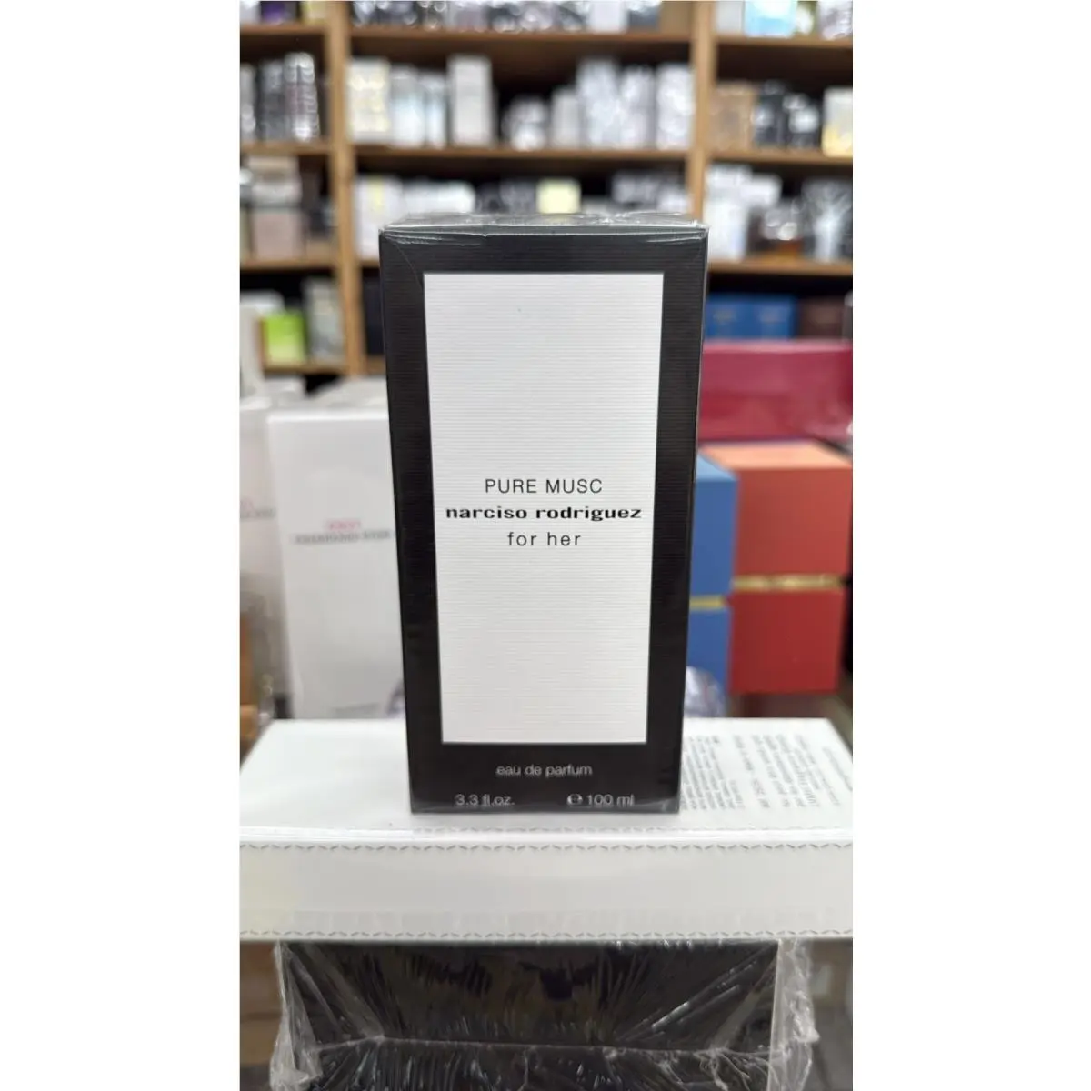 Pure Musc 3.4 FL OZ Women`s Eau DE Parfum Box by Narciso Rodriguez
