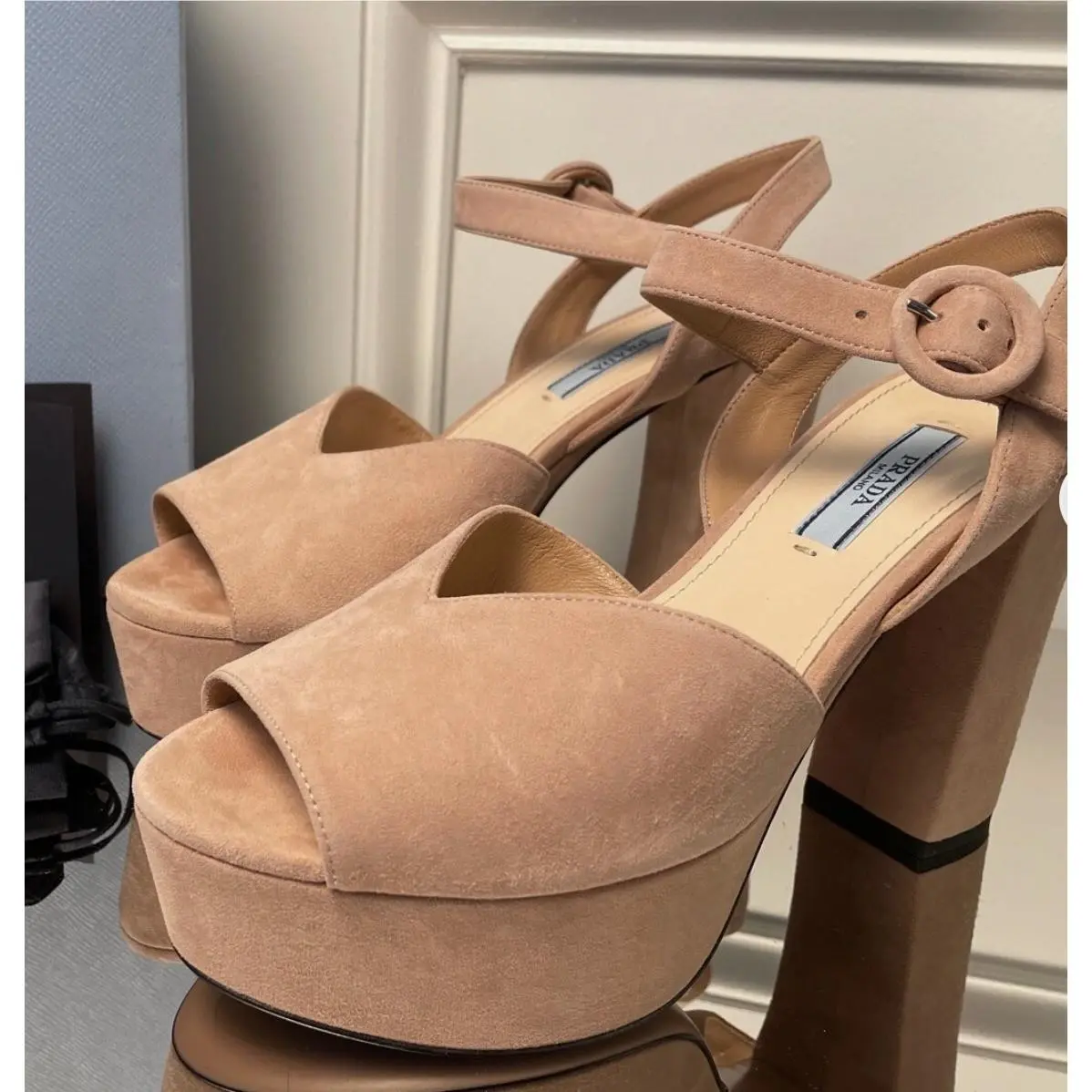 Prada Milano 1XP39A Tan Camoscio Women`s High Heel Pumps Shoes 39.5