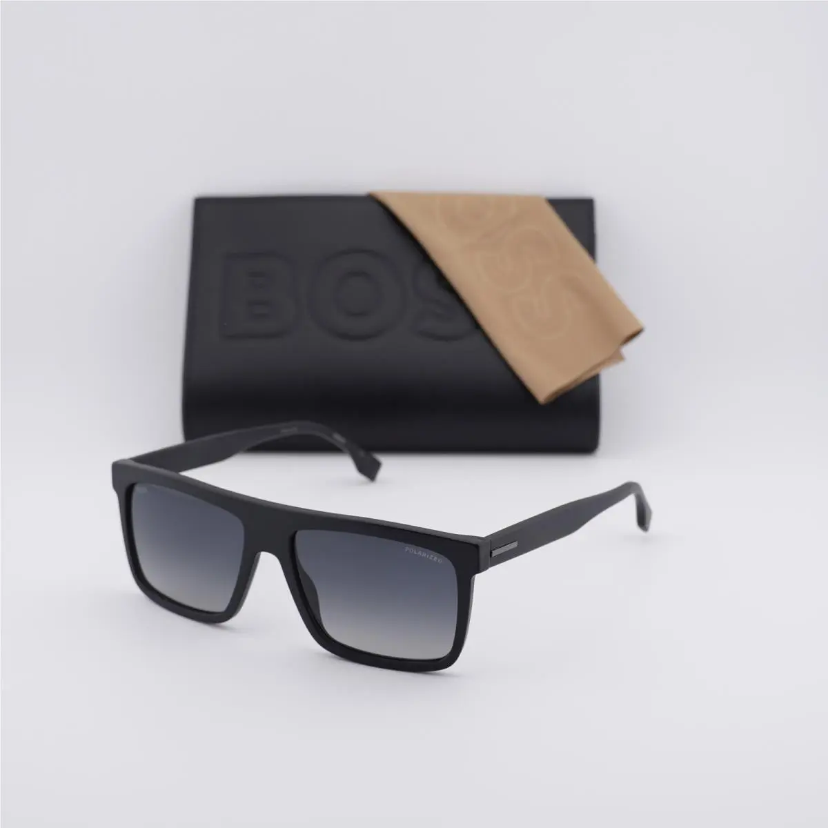 Boss 1440/S 003/WJ Matte Black/blue Smoke Gradient Polarized by Hugo Boss