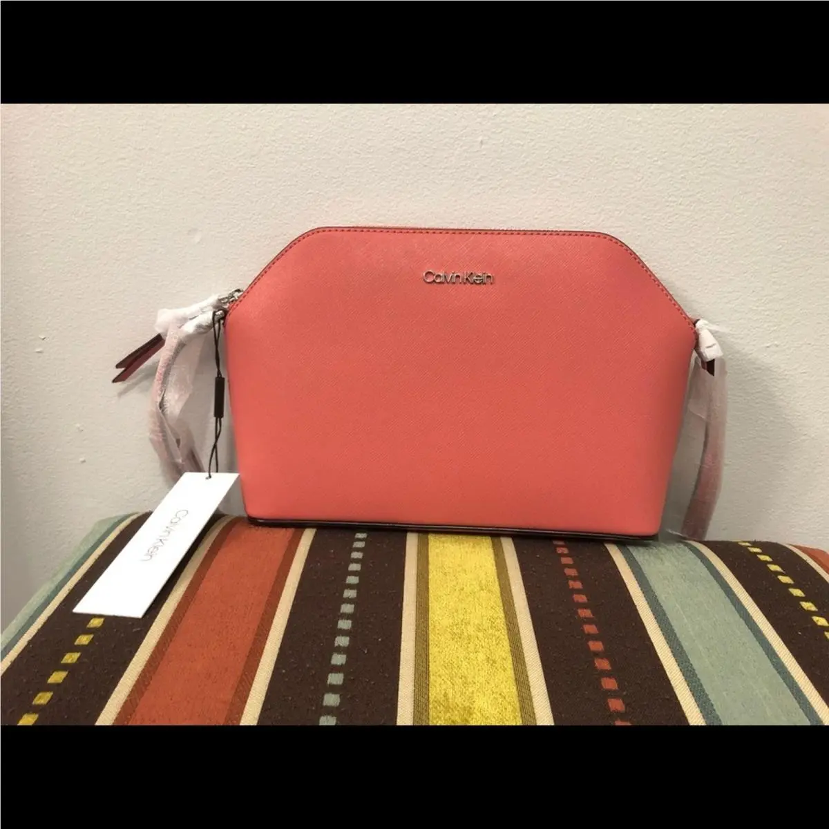 Calvin Klein Mercy Signature Crossbody