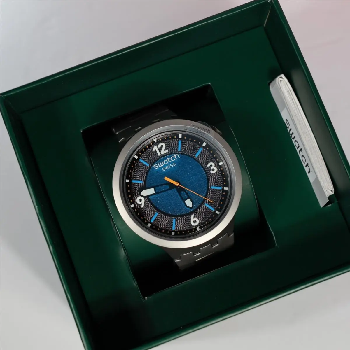 Swiss Made Swatch Special Irony Big Bold SB07S116G Frostbloom 47MM Metal