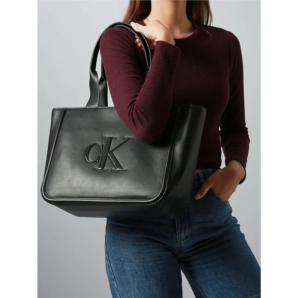 - Black Leather Large Handbag Shoulder Bag 3 Pocket by Calvin Klein