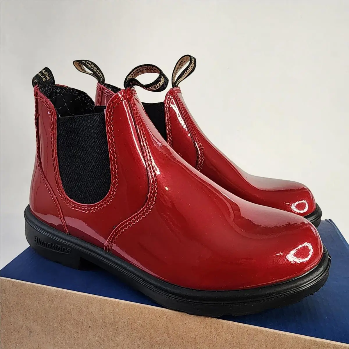 Blundstone shoes - Red 1