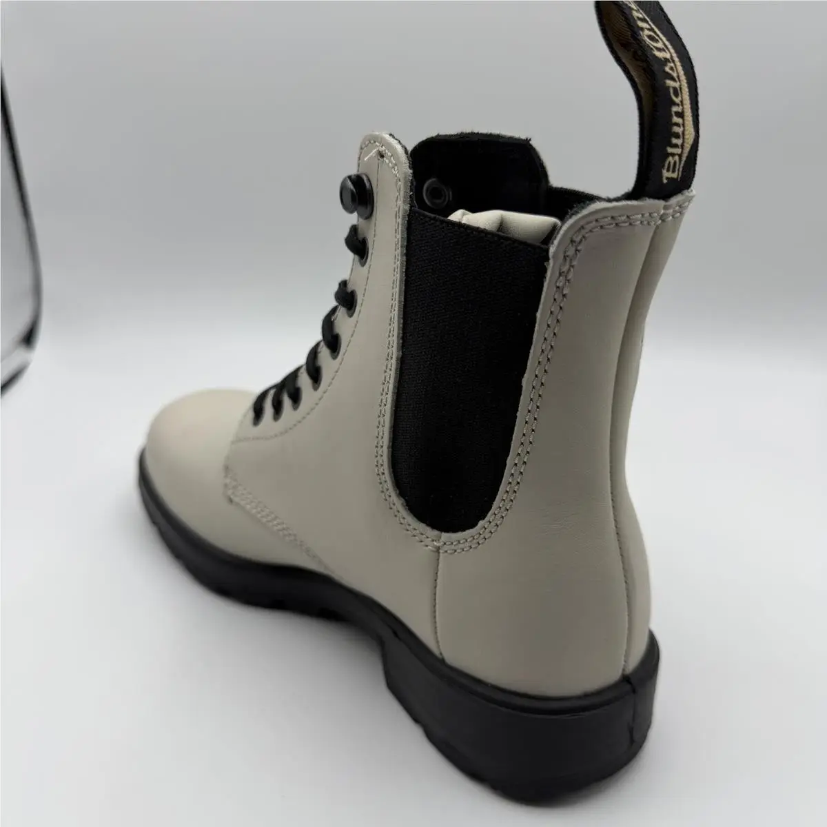 Blundstone shoes - NA - Tan 7