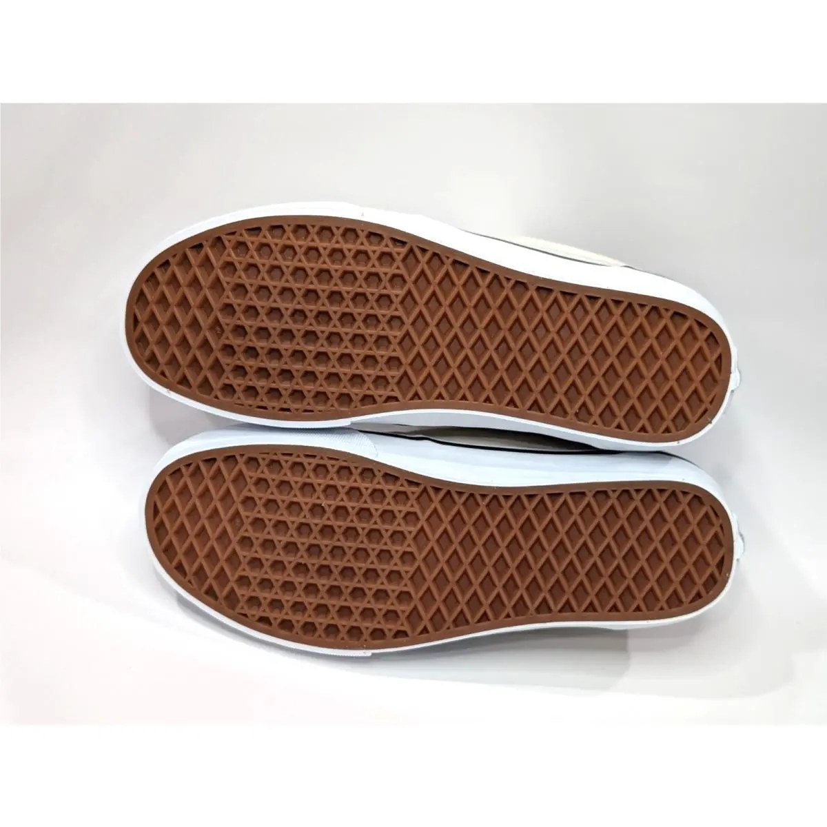 Vans shoes - VANS Atwood Deluxe - Atwood Deluxe - VN000CNYDJR - Off White 7