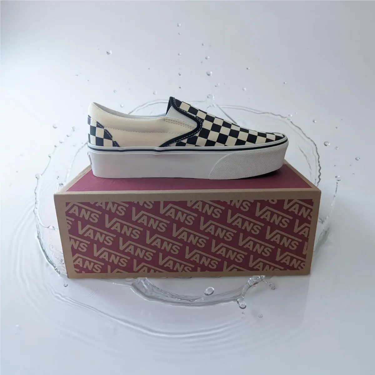 Women`s Classic Slip On Stackform Checkerboard Platform Sneaker Size 9.5 by Vans