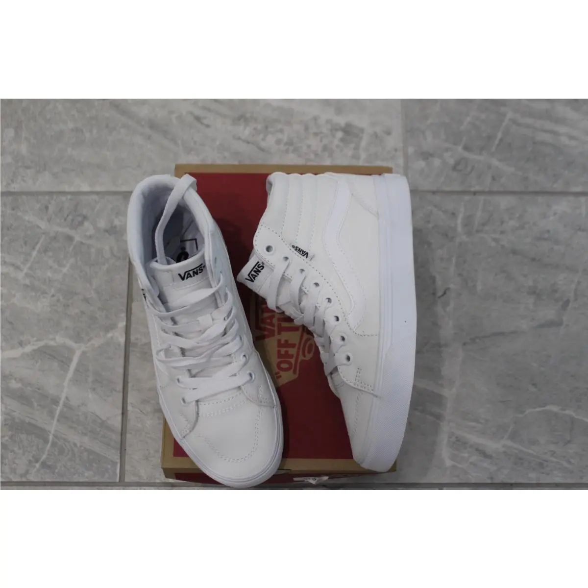 Womens  SZ 6 Shoes White Canvas Filmore by Vans