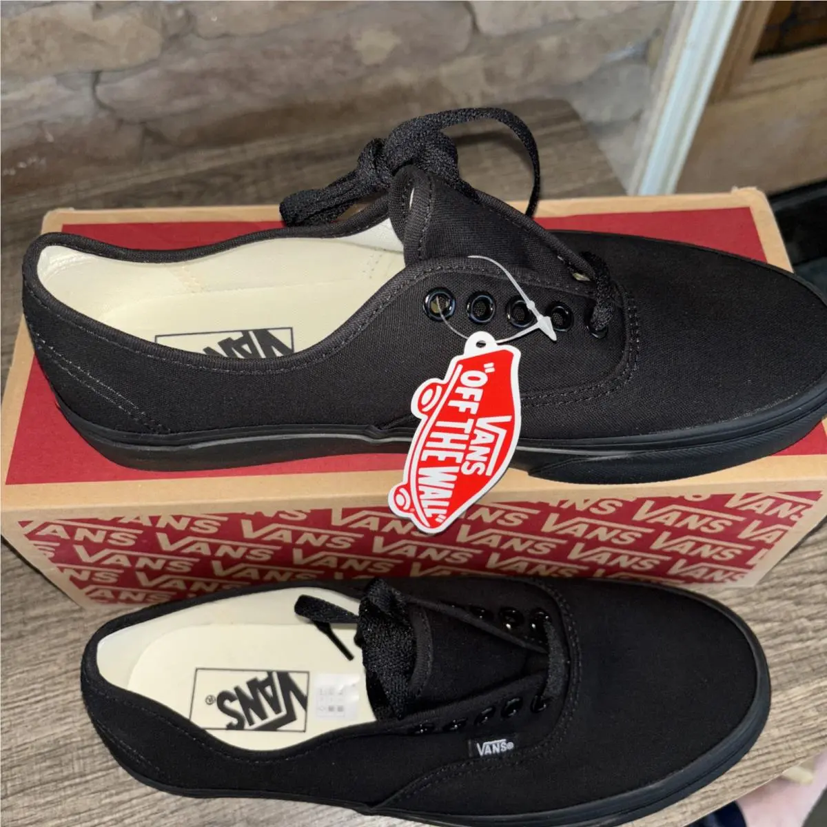 Vans shoes - VANS UA Authentic - Authentic - VN000EE3BKA1 - Black 0